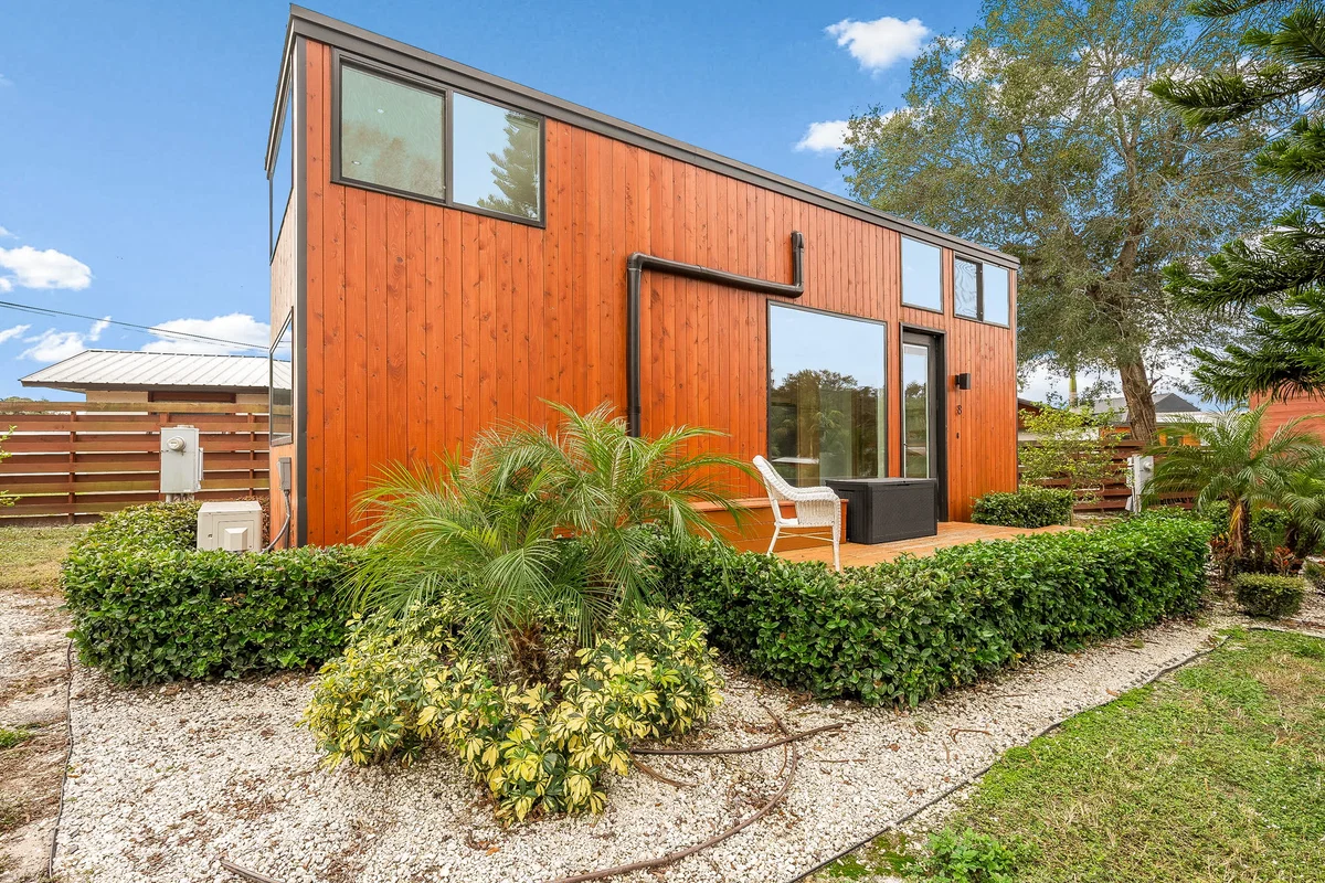 Custom tiny home builders